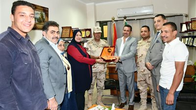 مستقبل وطن بالفيوم  يكرّم المستشار العسكري في ذكرى نصر أكتوبر