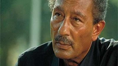  شقيق السادات يكشف ماذا كان يفعل الزعيم الراحل معه عندما يخطئ (فيديو)