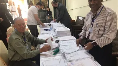 مرشح على مقعد 