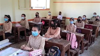 انتظام سير العملية التعليمية بـ 107 مدرسة في دمياط (صور)