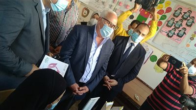 محافظ بورسعيد يستجيب لاستغاثة سيدة «بجزر المراحات» (فيديو)