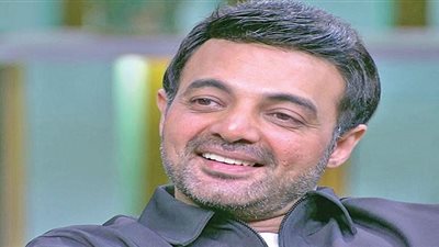 عمرو محمود ياسين يهنئ بيج رامي بفوزه بلقب مستر أولمبيا