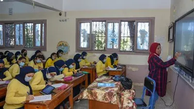 وكيل تعليم الإسكندرية يرد على واقعة مدرسة عمر مكرم الابتدائية