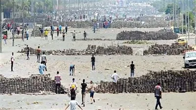 أبرزها مُلثم مُسلح وخلع بلاط الأرصفة.. تعرف على أحراز 