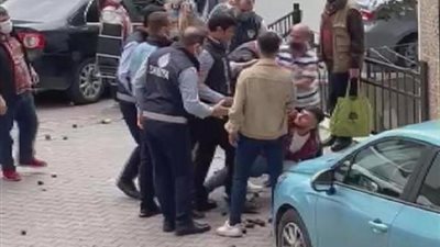 واقعة تعدي شرطي على بائع متجول في إسطنبول تترأس تريند تويتر