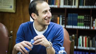 الأهلي ينهي أزمة نجمه