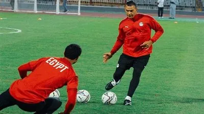 الكشف عن حقيقه أزمة الحضري ومحمد الشناوي