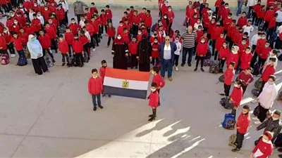 وزير التعليم يعلن تصحيح مدرسة دمياط لخطأ علم فرنسا