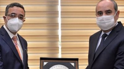 وزير الطيران يستقبل السفير الهندي لبحث أوجه التعاون بين البلدين 