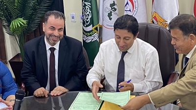 نقابة البيطريين توقع برتوكول تعاون مع مصر للتأمين ومصر لتأمينات الحياة