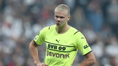 صفقة القرن.. خطوة مفاجئة تقرب برشلونة من ضم هالاند