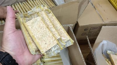 ضبط 4 آلاف قطعة حلوى مجهولة و400 أسطوانة غاز مهربة في كفر الشيخ 