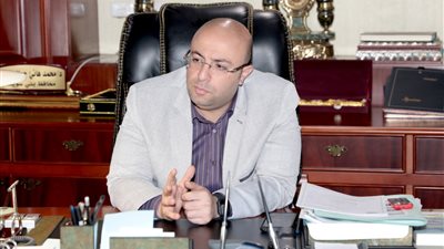 إحالة معلم للتحقيق لاعتدائه بالضرب المبرح  على 4 طلاب في بني سويف