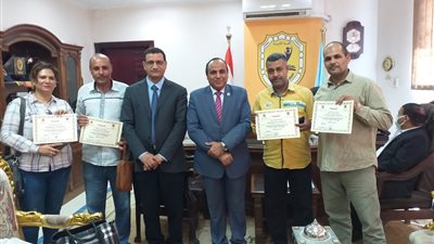 ٤٣ معلم وموجه يشاركون فى دورة 