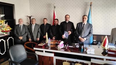 الكنيسة الكاثوليكية تشارك في تكريم عميد كلية الشريعة بالأزهر في طنطا