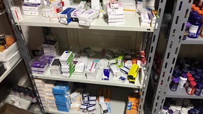  ضبط مخزنين مخالفين  بالقاهرة لتداول أدوية مغشوشة وغير مسجلة