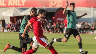 تعرف على القنوات الناقلة لمباراة الأهلي والحرس الوطني