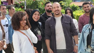 هشام عباس يغني لبورسعيد.. ويبدأ تصوير 