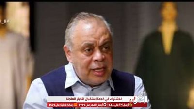 تعليق صارم من أشرف زكي على شائعة وفاة عادل إمام