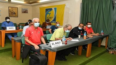 الأهلي يرتدي القميص الأحمر والشورت الأسود أمام الحرس الوطني بالنيجر