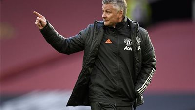 عاجل - إدارة مانشستر يونايتد تتخذ قرارًا ناريًا ضد سولشاير