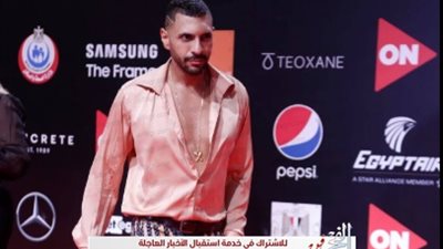 حسن أبو الروس يظهر بقصة عين حورس على الريد كاربت 