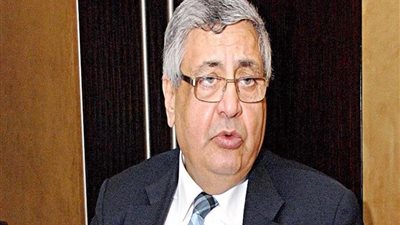 مستشار الرئيس يكشف تفاصيل تطعيم الفئات الأقل من 18 عاما بلقاح كورونا