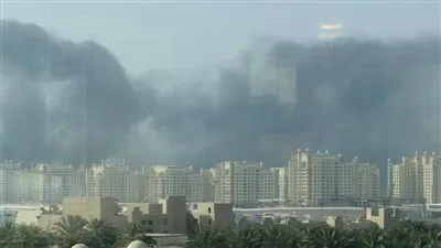 حريق هائل  بمصنع للمواد البلاستيكية في دبي (صور)