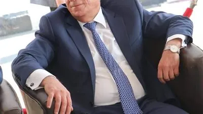 محافظ بورسعيد يهنىء أبناء المحافظة بمناسبة ذكرى المولد النبوي الشريف 