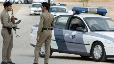 الشرطة تلقي القبض على مقيم بعد تحدثه بألفاظ تمس الأمن الوطني.. تفاصيل