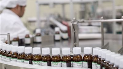 رئيس جامعة عين شمس: مصر تصدر أدوية بربع مليار دولار (فيديو)