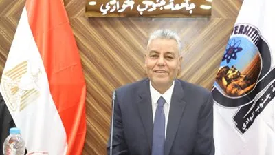 رئيس جنوب الوادي: إنشاء مبنى الاختبارات الإلكترونية على مساحة 7000 متر