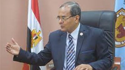 طب بشري سوهاج تشارك فى اليوم العلمى للتدريب على العناية المركزة 