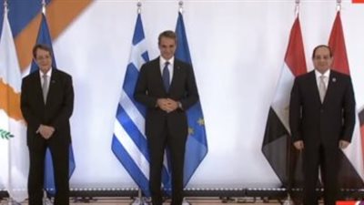 رئيس وزراء اليونان يشيد بقوة ومتانة العلاقات المصرية اليونانية