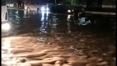 عاجل.. كثافات مرورية نتيجة كسر ماسورة مياه بالطريق الدائري 