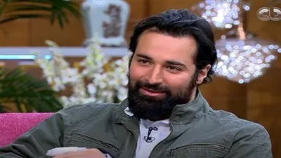 أحمد حاتم لـ