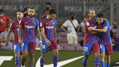 كومان يعلن قائمة برشلونة لمواجهة دينامو كييف