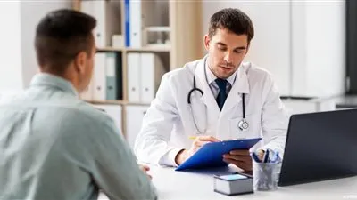 استشاري: الرجل لا يستطيع الإنجاب إذا لم يكن لديه هرمون أنوثة (فيديو)