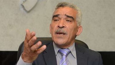 إسلام عامر يكشف عن عدد المأذونين بمصر