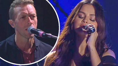 سيلينا جوميز تؤدي اغنيتها الجديدة في The Late Late Show