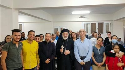 مطران كاثوليك المنيا يفتتح مؤتمر الأسرة بسمالوط 