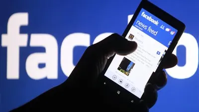 آخرها أب يضرب ابنته بمطواة.. جرائم هزت مصر بسبب 