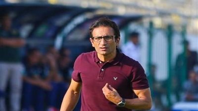 أحمد سامى يجهز سموحة نفسياً لافتتاح الدورى أمام الاتحاد السكندرى 