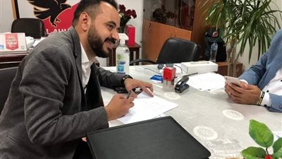 مرشح جديد في انتخابات الأهلي المقبلة