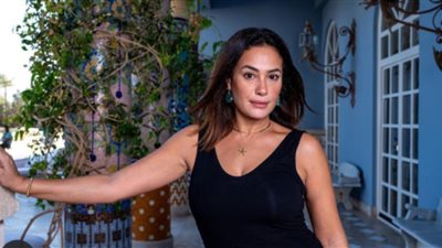 بالأسود..  هند صبري في أحدث ظهور لها عبر 