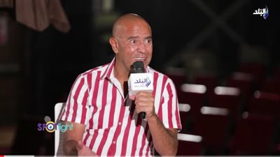  أشرف عبد الباقي يكشف كواليس تمثيل حمو بيكا في مسرحية شمسية وأربع كراسي (فيديو) 