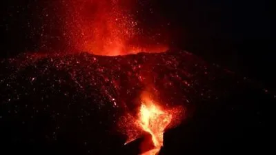 حقيقة تأثر مصر بغازات وانبعاثات بركان 