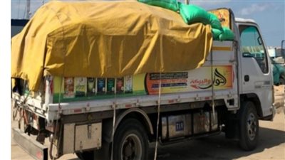  ضبط أكثر من 107 طن أعلاف حيوانية وداجنة مجهولة المصدر 