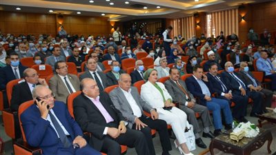 محافظ الدقهلية يشهد احتفال البنك الزراعي بالشمول المالي ودعم الأسر الأكثر احتياجا 