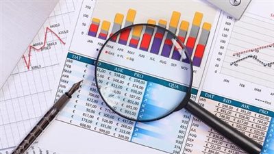 توقعات إيجابية للاقتصاد المصري في 2019.. أهمها السيطرة على عجز الموازنة